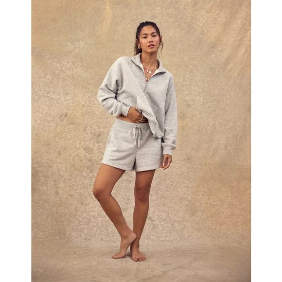 AE Everyday Luxe Sweat Short size L - Picture 1 of 4